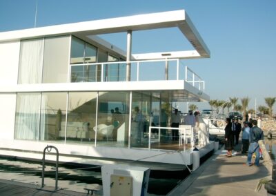 Badplanungen von Bagno Sasso Home of Brand - Floating Home Dubai